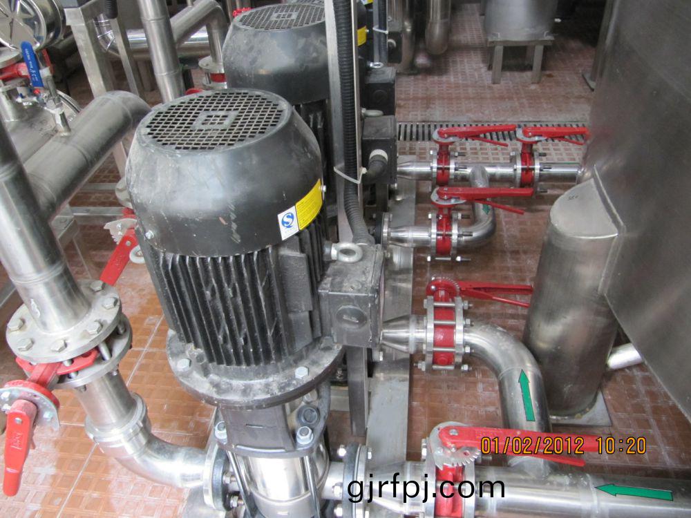 飲料廠(chang)20m3ph純水(shui)係統